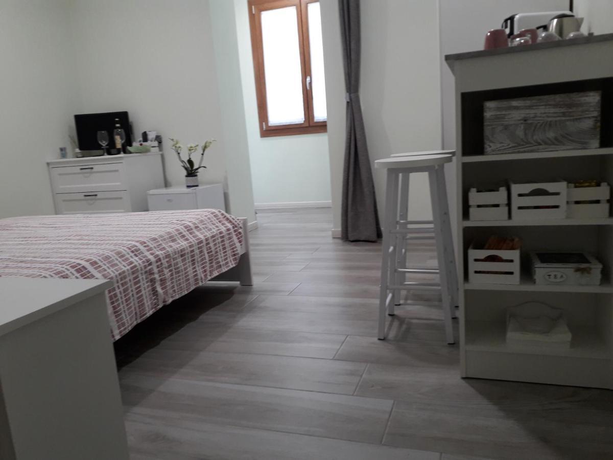 Casa Liberty Hotel Mandello del Lario Ngoại thất bức ảnh